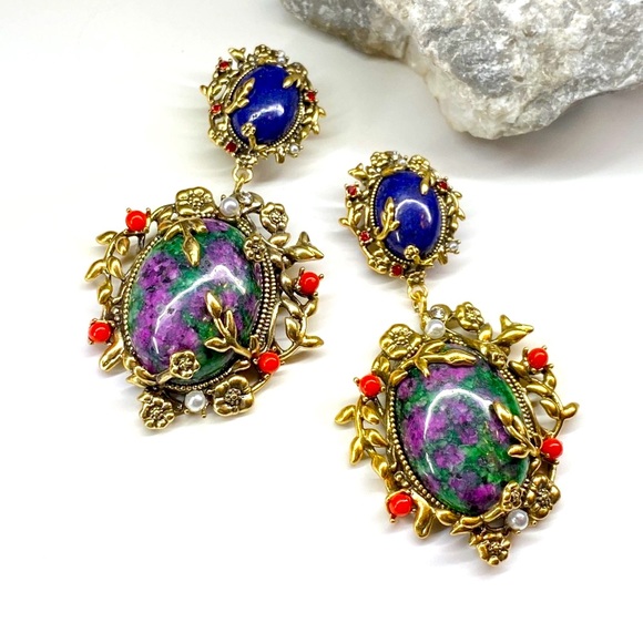 NEW Vintage Garden Stone Dangle Earrings - Picture 3 of 9